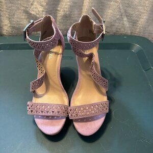 Charles by Charles David "Landon" Lilac Strappy Wedge.  Cork Heel. Size 7.5.